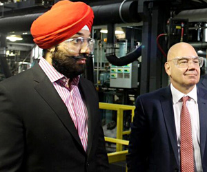 Minister Bains Visits Xerox Research Centre